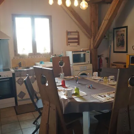 Gite De La Jument Grise Lescheroux Exterior foto