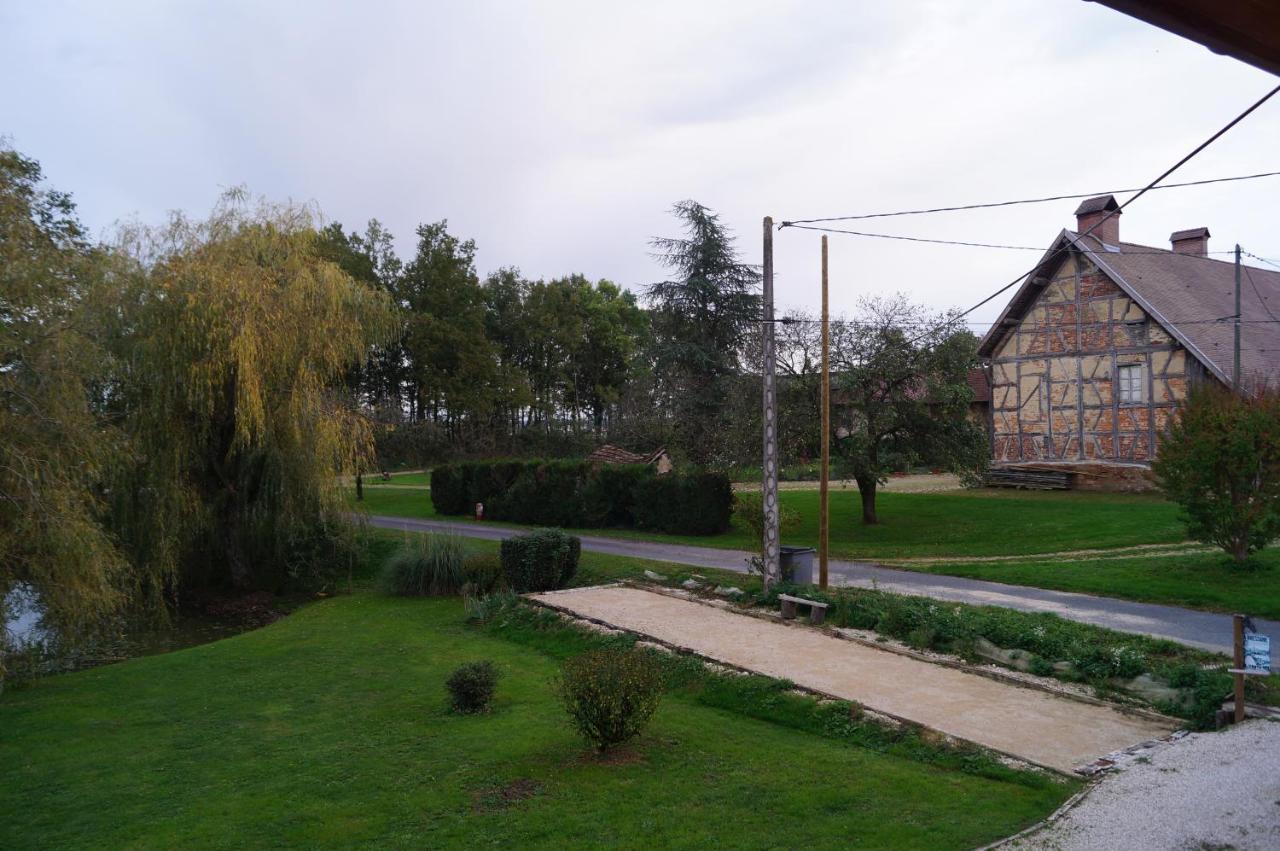 De La Jument Grise Holiday home Lescheroux